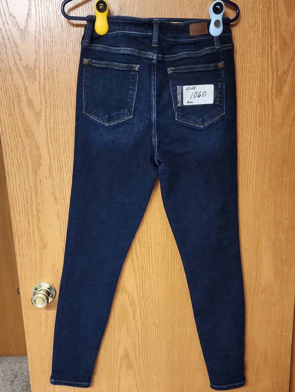 Judy Blue Dark Indigo High-Rise Skinny Jeans womens 28x28 number 1060